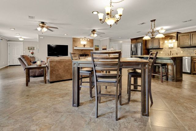 640 Northgate Drive, Hideaway, TX 75771