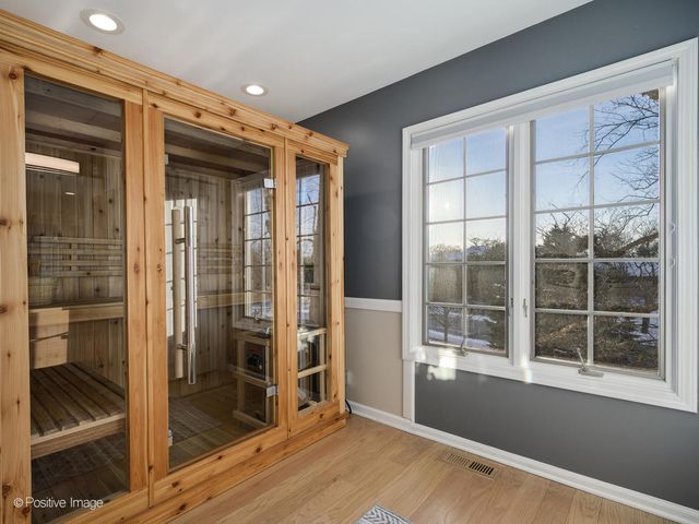 2535 Stonebridge Lane, Northbrook, IL 60062