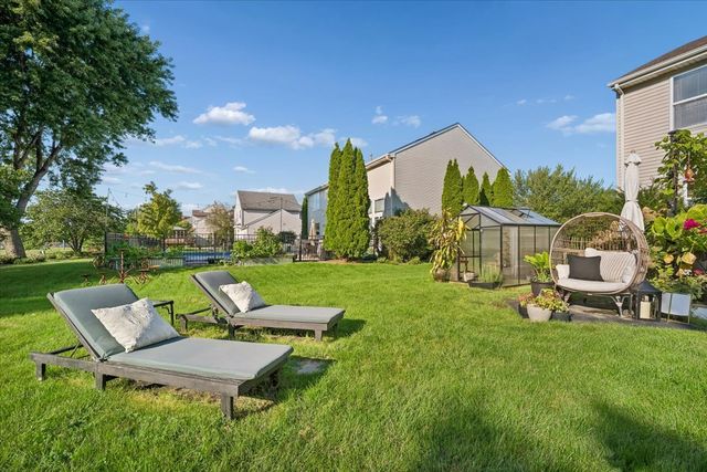 2103 Olde Mill Lane, Mchenry, IL 60050