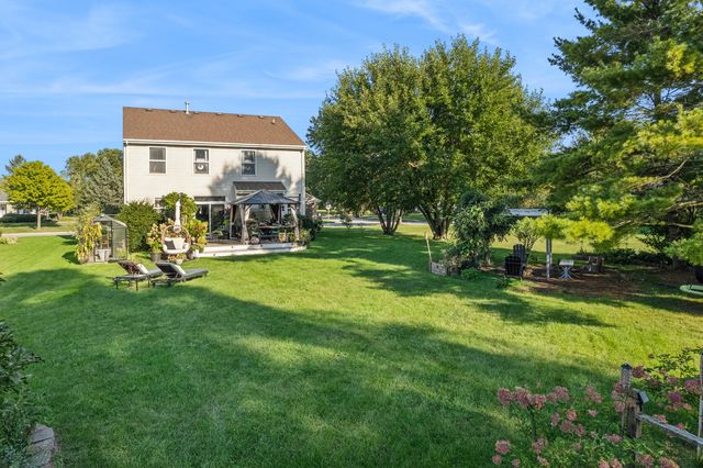 2103 Olde Mill Lane, Mchenry, IL 60050