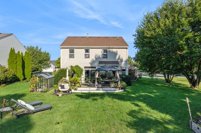2103 Olde Mill Lane, Mchenry, IL 60050