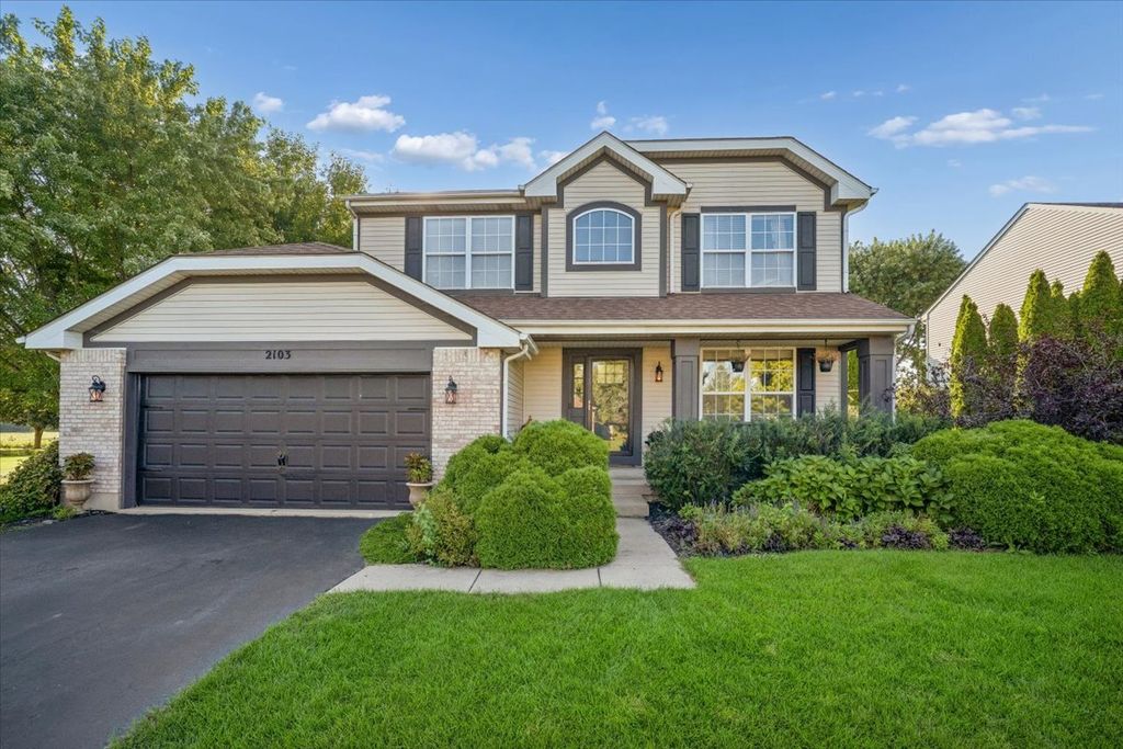 2103 Olde Mill Lane, Mchenry, IL 60050