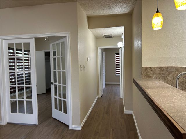 4101 Esters Road 101, Irving, TX 75038