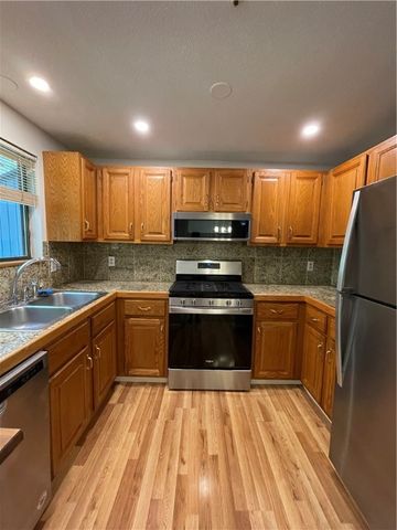 49 Pheasant Run A, Smithfield, RI 02917