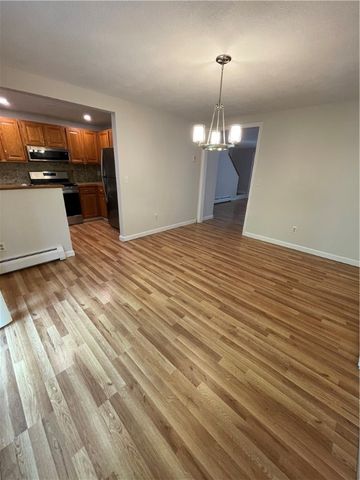 49 Pheasant Run A, Smithfield, RI 02917