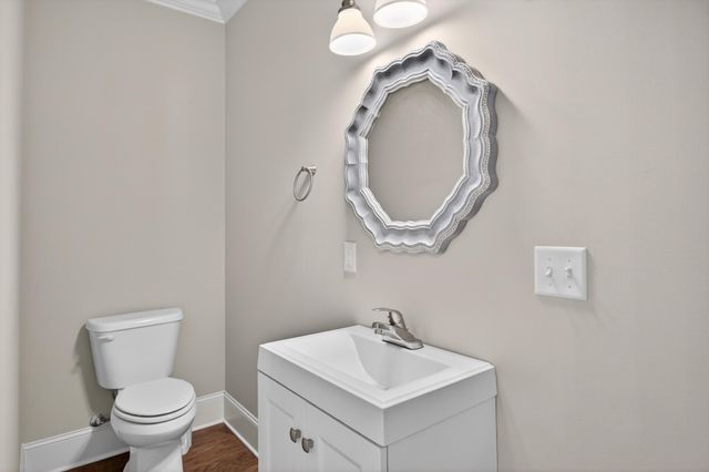 404 Canyon Springs Drive, Hixson, TN 37343