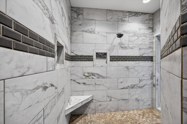 404 Canyon Springs Drive, Hixson, TN 37343