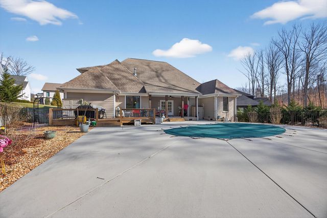 404 Canyon Springs Drive, Hixson, TN 37343