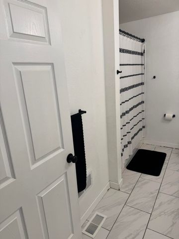 3267 Hope Street, Klamath Falls, OR 97603