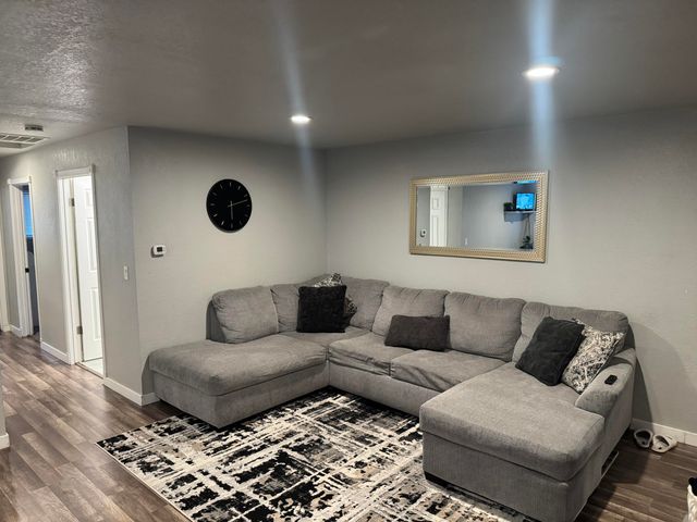 3267 Hope Street, Klamath Falls, OR 97603