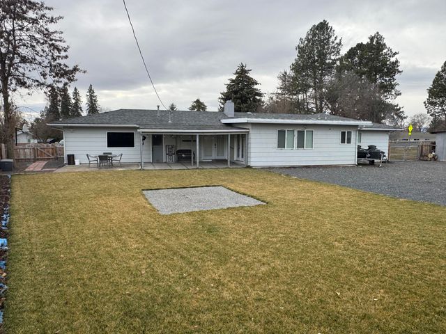 3267 Hope Street, Klamath Falls, OR 97603