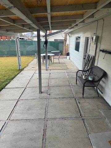 3267 Hope Street, Klamath Falls, OR 97603