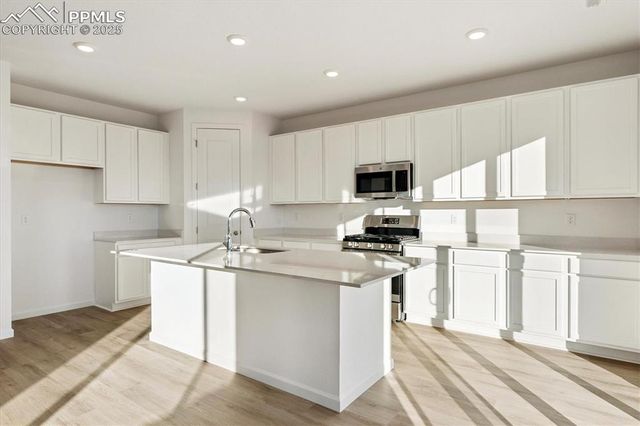 7843 Natural Bridge Trail, Colorado Springs, CO 80925