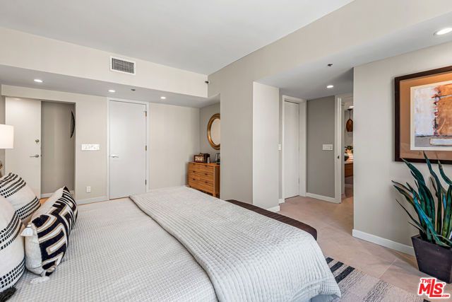 10550 Wilshire Boulevard 1204, Los Angeles, CA 90024