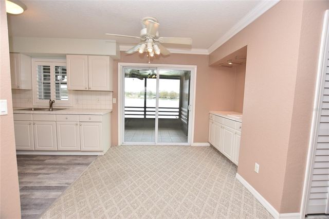 1920 E EDGEWOOD DRIVE S4, Lakeland, FL 33803