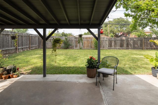 304 Skyloop DR, Austin, TX 78745