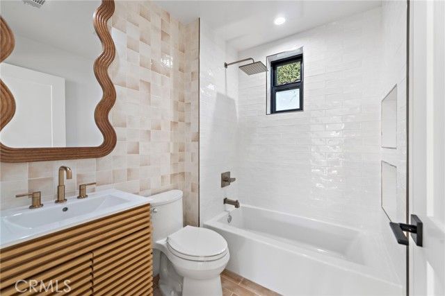 214 W Mariposa B, San Clemente, CA 92672