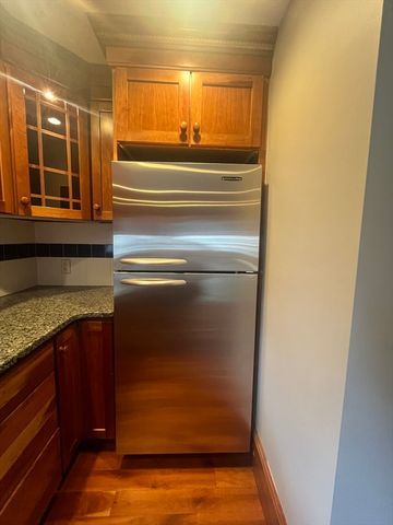 336 Lincoln Ave 2, Saugus, MA 01906