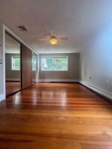 336 Lincoln Ave 2, Saugus, MA 01906
