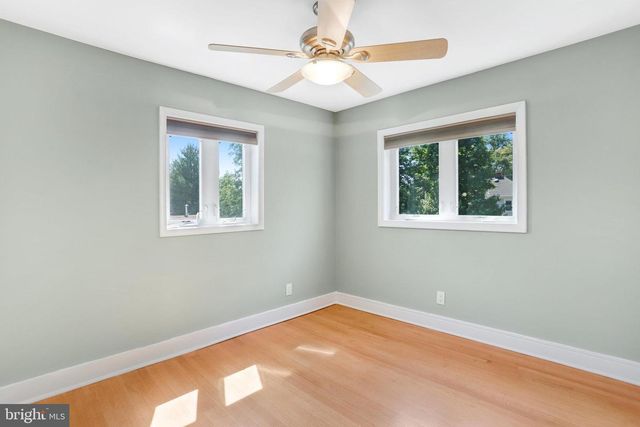 5-A CUSTIS AVE E, Alexandria, VA 22301