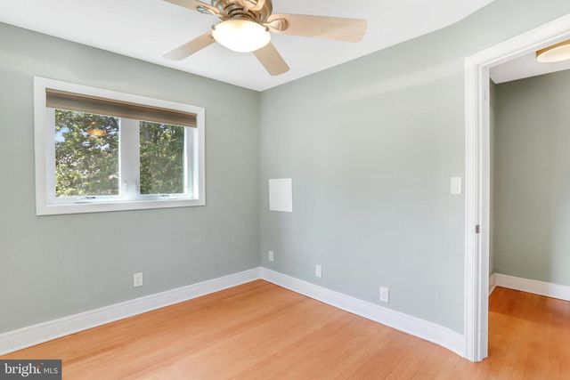 5-A CUSTIS AVE E, Alexandria, VA 22301