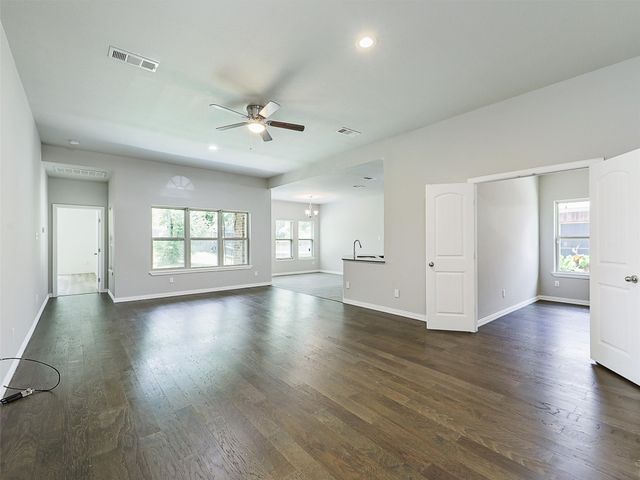 8425 Whitney Drive, White Settlement, TX 76108