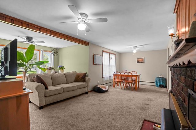 53 Cleveland Street, Putnam, CT 06260