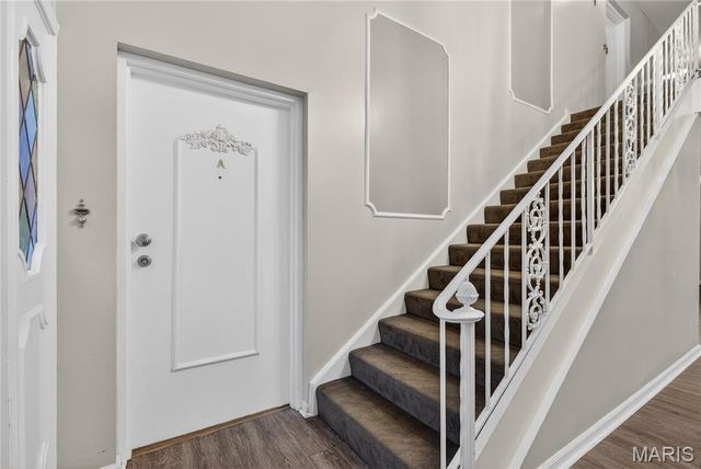 4392 Chateau De Ville Drive A, St Louis, MO 63129