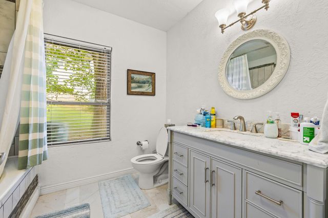 284 Coral Gables, Trinity, TX 75862