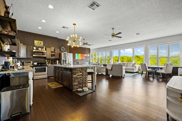 284 Coral Gables, Trinity, TX 75862