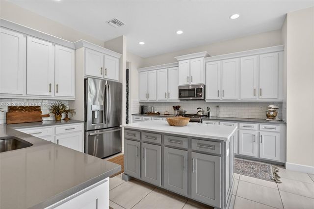 11087 SW Ivory Springs Lane, Port St. Lucie, Port St Lucie, FL 34987