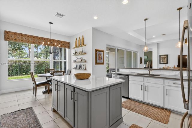 11087 SW Ivory Springs Lane, Port St. Lucie, Port St Lucie, FL 34987