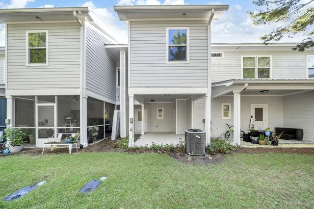 284 North Sand Palm, Freeport, FL 32439