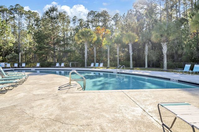 284 North Sand Palm, Freeport, FL 32439