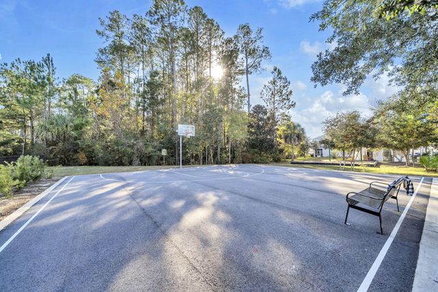 284 North Sand Palm, Freeport, FL 32439