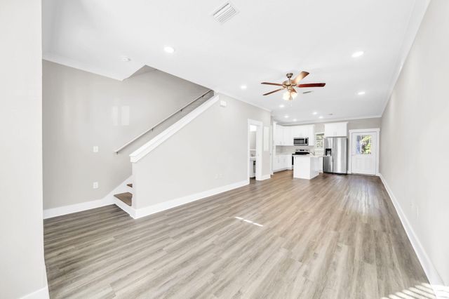 284 North Sand Palm, Freeport, FL 32439