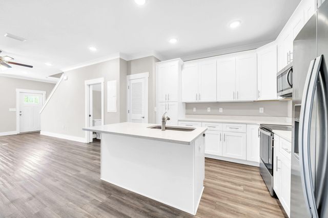 284 North Sand Palm, Freeport, FL 32439