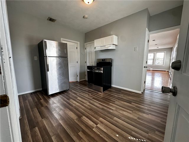 834 Central Avenue, Pawtucket, RI 02861