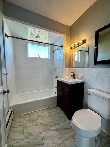 834 Central Avenue, Pawtucket, RI 02861