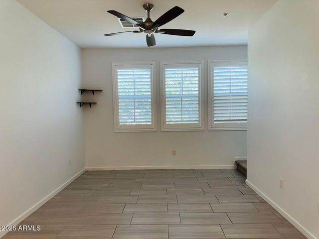 2354 E HUNTINGTON Drive, Phoenix, AZ 85040