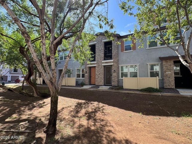 2354 E HUNTINGTON Drive, Phoenix, AZ 85040