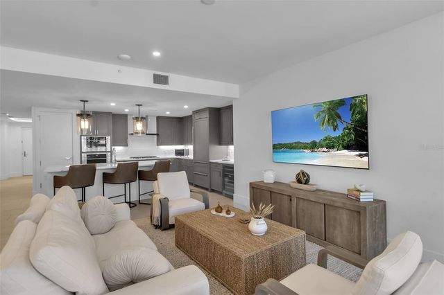 1035 SEASIDE DRIVE 308, Sarasota, FL 34242