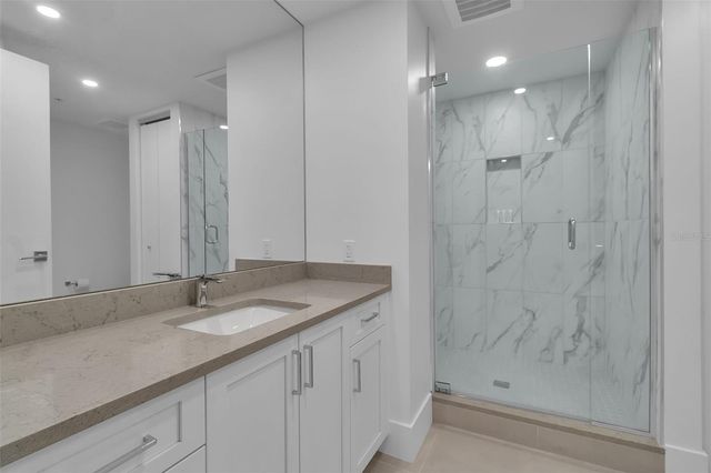 1035 SEASIDE DRIVE 308, Sarasota, FL 34242