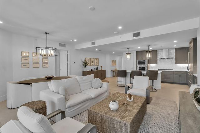1035 SEASIDE DRIVE 308, Sarasota, FL 34242