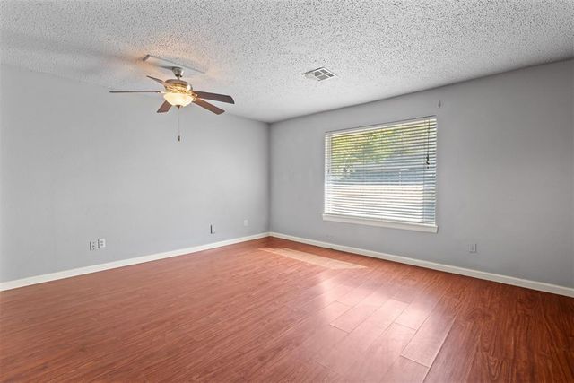 410 Jarman Drive, Mcloud, OK 74851