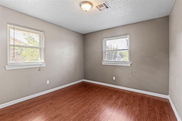410 Jarman Drive, Mcloud, OK 74851