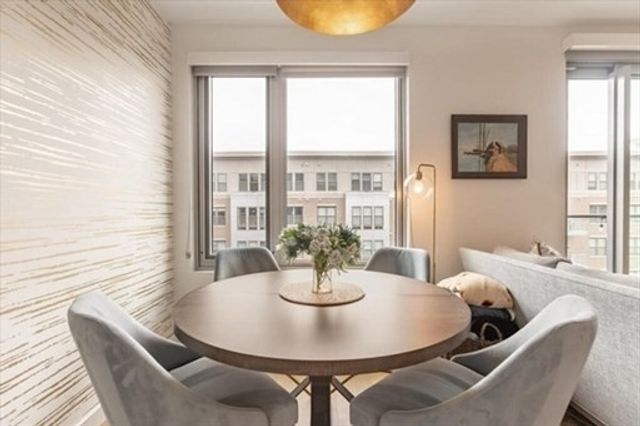 45 Lewis St 401, Boston, MA 02128