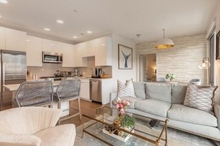 45 Lewis St 401, Boston, MA 02128
