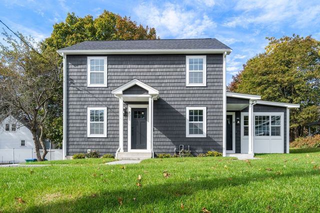 10 Strafford Rd 10, Westwood, MA 02090