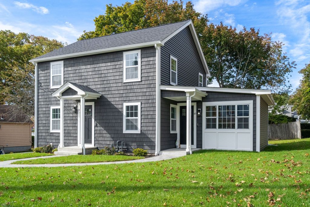 10 Strafford Rd 10, Westwood, MA 02090